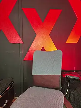 abrilbigcock online show from April 9, 1:07 am