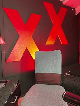 abrilbigcock online show from April 12, 11:19 pm