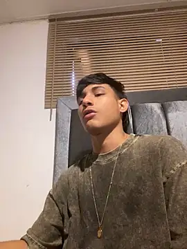 Snapshot of cody_fox10 chatting on September 23, 6:59 pm cody fox10 online show from September 23, 6:59 pm