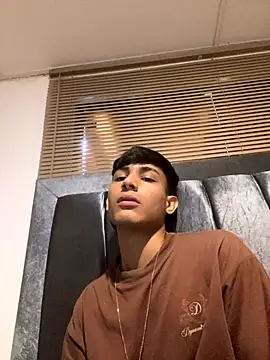 Snapshot of cody_fox10 chatting on September 20, 7:08 pm cody fox10 online show from September 20, 7:08 pm