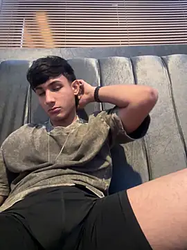 cody fox10 online show from November 26, 8:42 pm