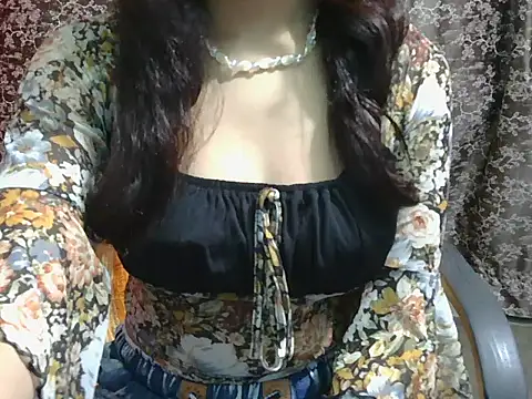 lovely soniya online show from April 1, 6:26 am