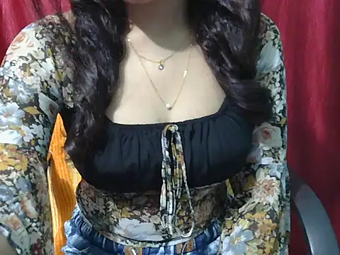 lovely soniya online show from March 17, 4:48 am