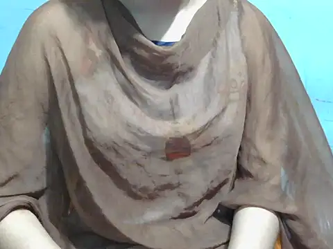 Snapshot of lovely_soniya chatting on September 12, 9:20 am lovely soniya online show from September 12, 9:20 am