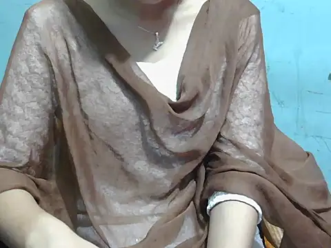 Snapshot of lovely_soniya chatting on September 25, 7:36 am lovely soniya online show from September 25, 7:36 am