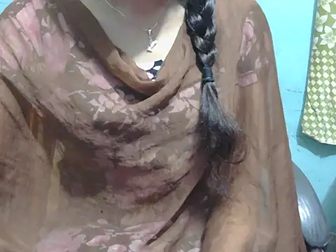 Snapshot of lovely_soniya chatting on October 4, 6:37 am lovely soniya online show from October 4, 6:37 am