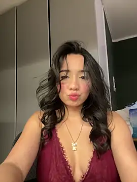 Michelle Zoe online show from October 21, 2:22 am