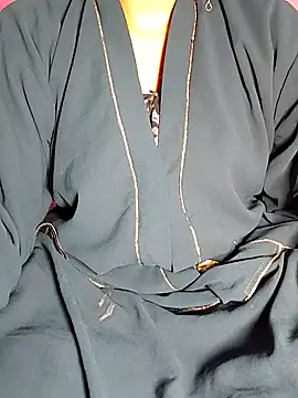 Snapshot of Horny-Indian-Girl chatting on January 14, 11:47 am Horny-Indian-Girl online show from January 14, 11:47 am