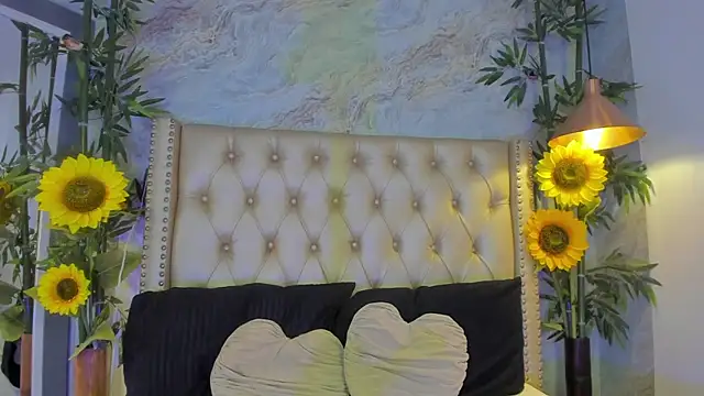 LittleeJaz online show from November 15, 1:53 am