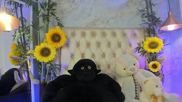 LittleeJaz online show from March 30, 5:20 am