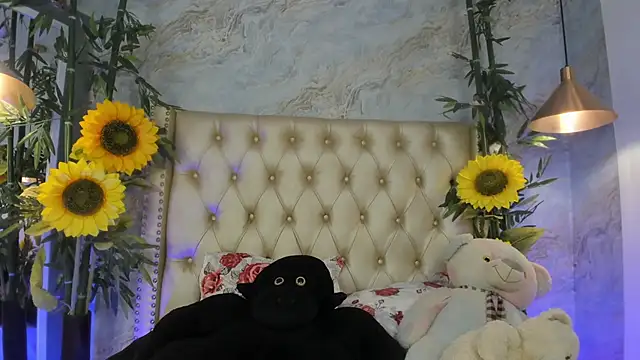 LittleeJaz online show from March 7, 4:19 am