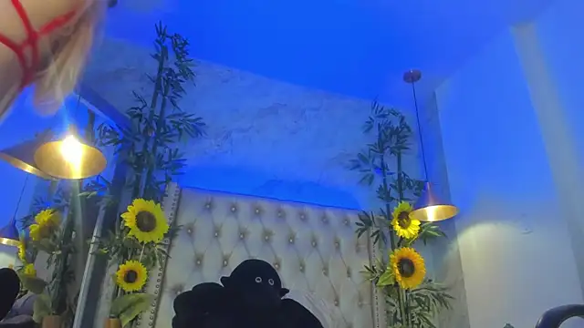 LittleeJaz online show from October 9, 3:51 am