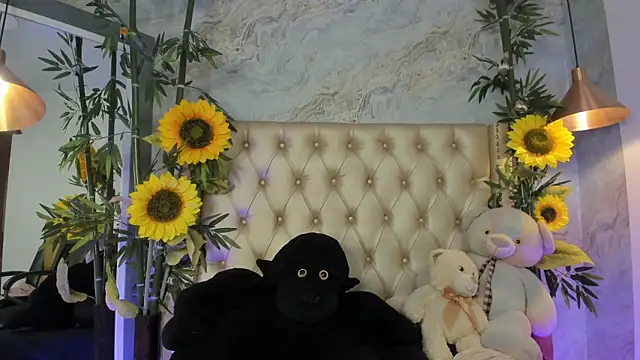 Snapshot of LittleeJaz chatting on July 18, 2:31 am LittleeJaz online show from July 18, 2:31 am