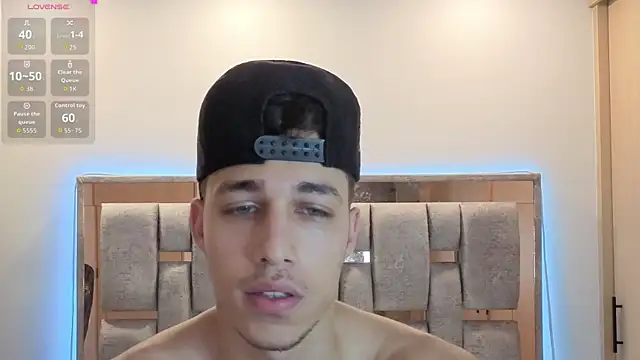 orionblaze69  online show from March 28, 9:54 am