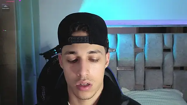 orionblaze69  online show from April 14, 5:34 am