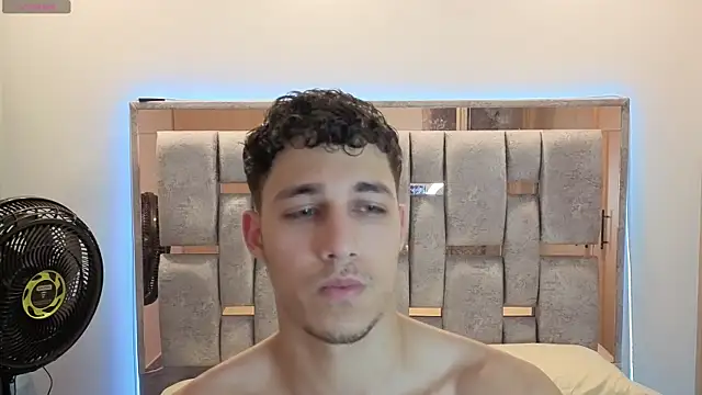 orionblaze69  online show from March 30, 4:14 am