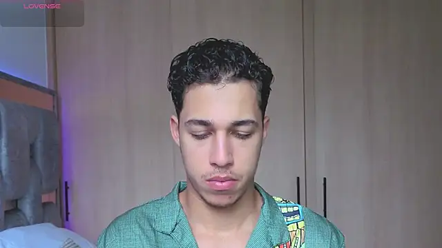 orionblaze69  online show from November 19, 8:42 pm