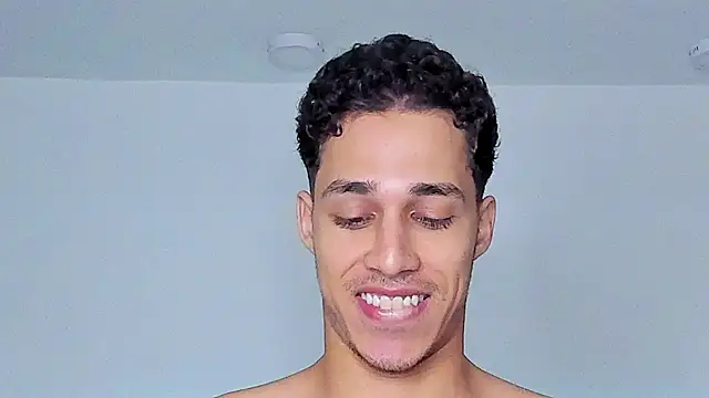 Snapshot of orionblaze69_ chatting on June 12, 4:21 am orionblaze69 online show from June 12, 4:21 am