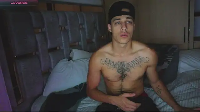 orionblaze69  online show from November 25, 12:22 am