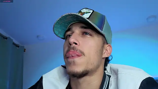 orionblaze69  online show from February 16, 6:12 am