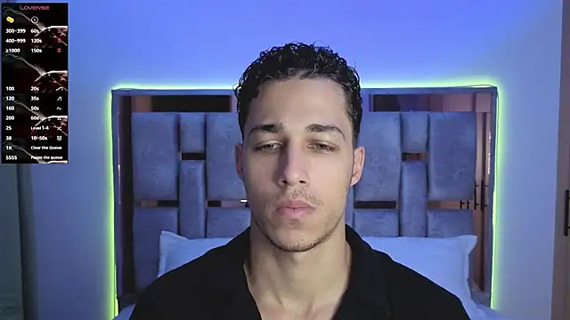 orionblaze69  online show from September 18, 11:41 pm