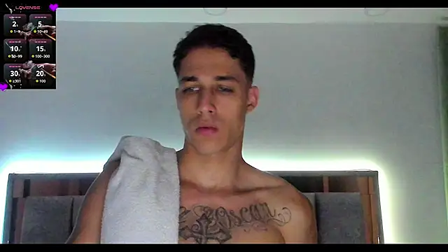 Snapshot of orionblaze69_ chatting on July 16, 6:21 am orionblaze69 online show from July 16, 6:21 am