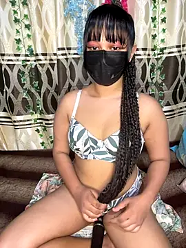 Ariana  Marie online show from November 13, 12:31 pm