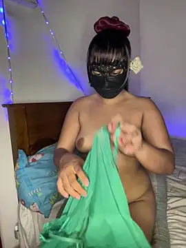 Ariana  Marie online show from April 21, 2:36 am