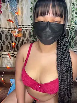 Ariana  Marie online show from October 31, 5:42 pm