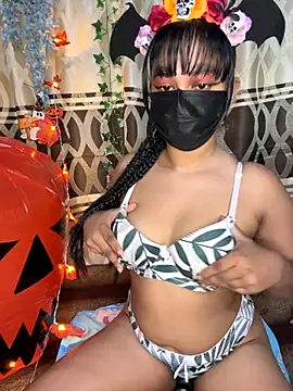 Ariana  Marie online show from October 29, 9:36 pm