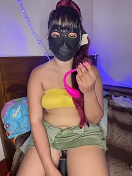 Ariana  Marie online show from April 15, 7:58 pm