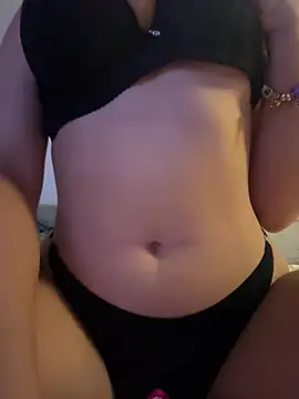 anonimgirl18old online show from April 23, 6:31 pm