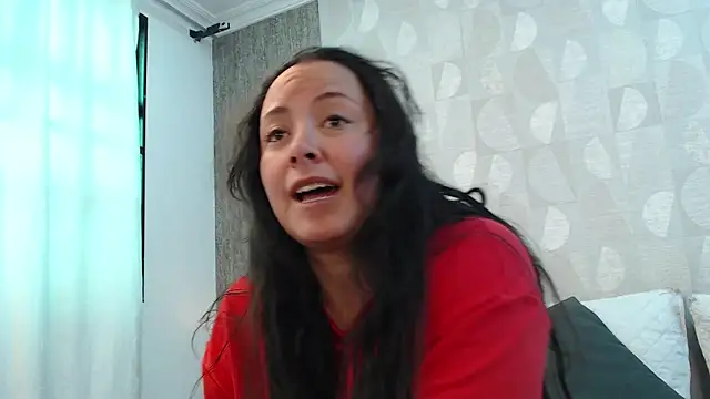 Snapshot of elamurray chatting on September 26, 11:17 am elamurray online show from September 26, 11:17 am