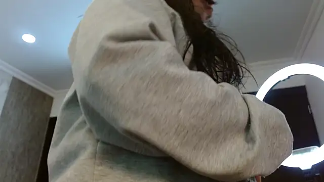 elamurray online show from November 26, 11:21 am