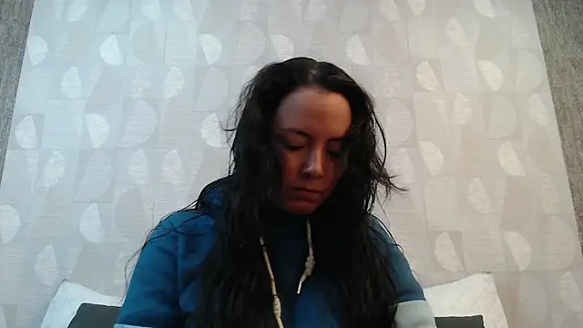 Snapshot of elamurray chatting on September 10, 11:09 am elamurray online show from September 10, 11:09 am