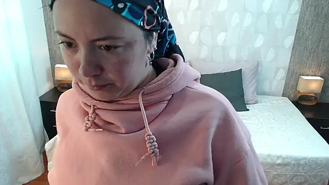 elamurray online show from October 27, 11:11 am