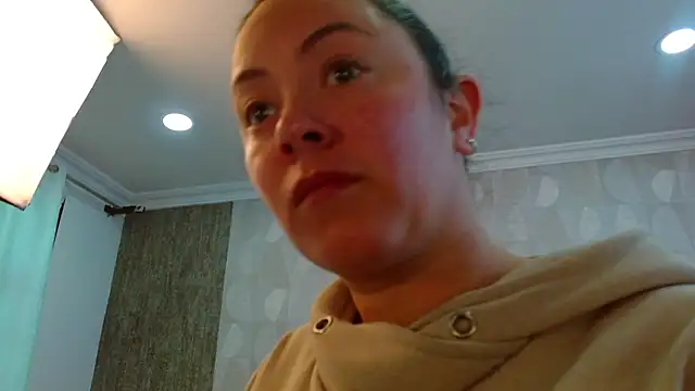 elamurray online show from November 25, 11:21 am