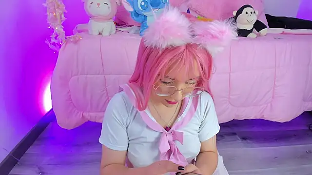 hannacutegod online show from February 7, 5:59 am