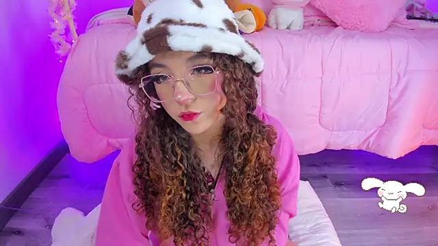 Snapshot of hannacutegod chatting on November 25, 4:57 am hannacutegod online show from November 25, 4:57 am