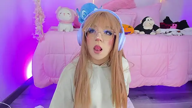 hannacutegod online show from February 17, 5:49 am