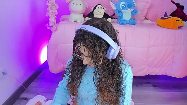 hannacutegod online show from February 20, 5:26 am