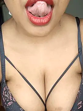 sex-withcouple online show from April 8, 2:46 am