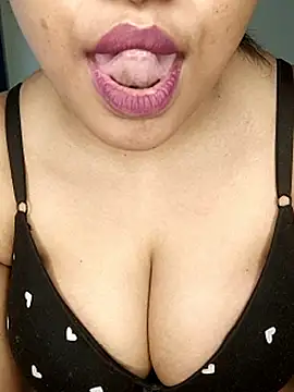 sex-withcouple online show from February 20, 6:19 am