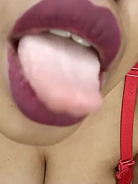 sex-withcouple online show from February 17, 3:04 am