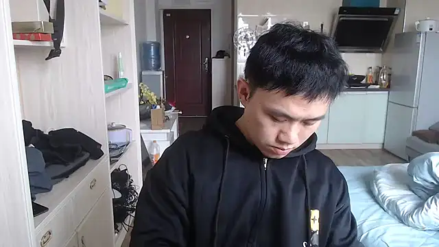 Snapshot of Azyrrgg chatting on November 9, 5:55 am Azyrrgg online show from November 9, 5:55 am