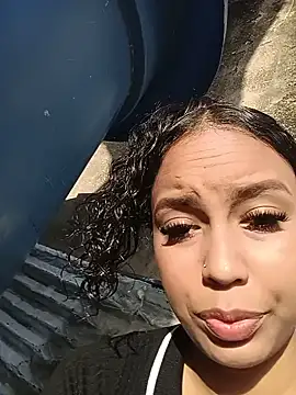 Fernanda30 online show from May 15, 11:41 am