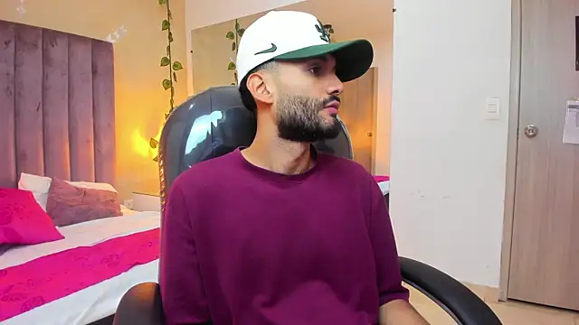 Ryan Jackson  online show from November 30, 5:08 am