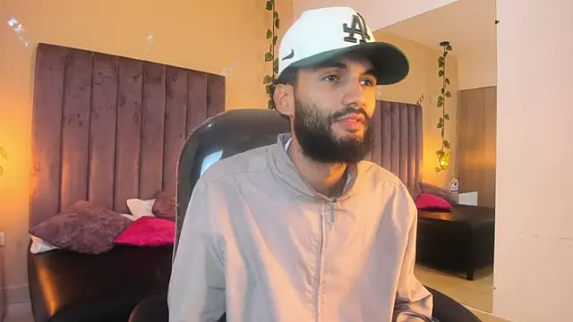 Ryan Jackson  online show from November 17, 4:05 am