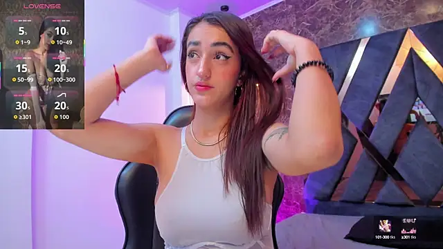 LexiVie  online show from October 10, 9:04 pm