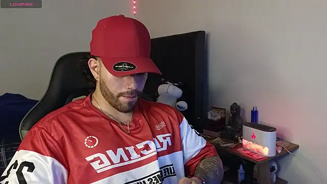 Ades Lowe online show from February 25, 4:34 am